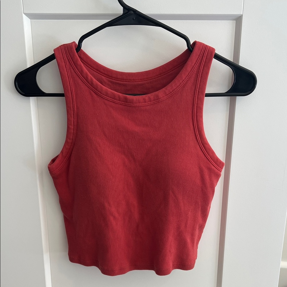 Uniqlo bra build in Women's Red Ribbed Tank Top size S